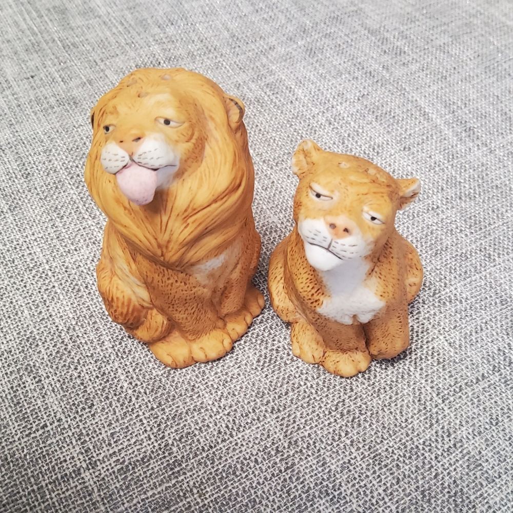Vintage Franklin Mint Noah's Ark Lion Salt and Pepper Shakers